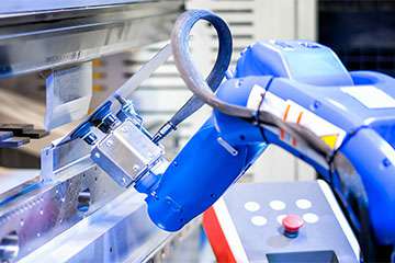 钣金行业资讯-采用机器人钣金折弯，钣金加工行业已经不再需要大批量的尺寸来使用机器人折弯机-开云手机站登录入口-开云(中国)